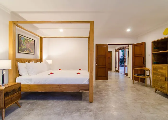 Sanglung Hotel Pabean Buleleng